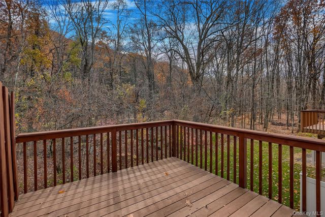 834 Huntington Drive, Fishkill, NY 12524