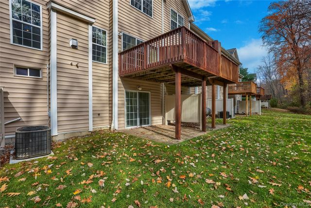 834 Huntington Drive, Fishkill, NY 12524