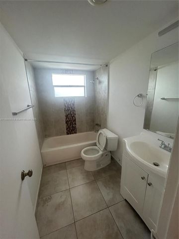 1230 NE 139th St 407, North Miami, FL 33161