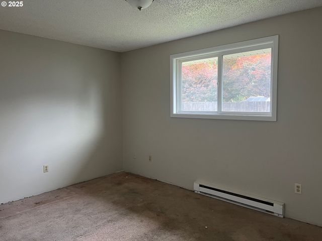 19805 Sw ROCK Rd, Beaverton, OR 97003