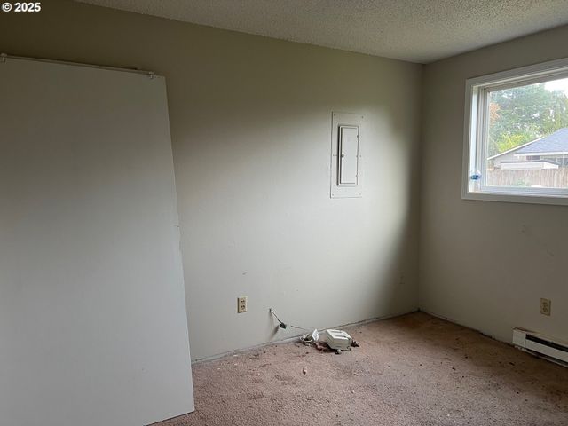 19805 Sw ROCK Rd, Beaverton, OR 97003