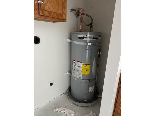 19805 Sw ROCK Rd, Beaverton, OR 97003