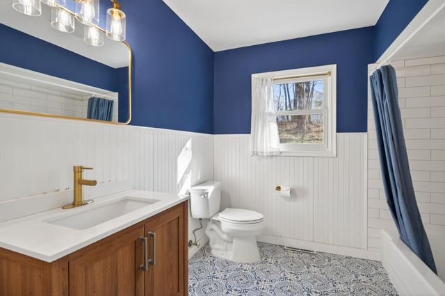 11860 Sunnybrook Road, Eden Prairie, MN 55347