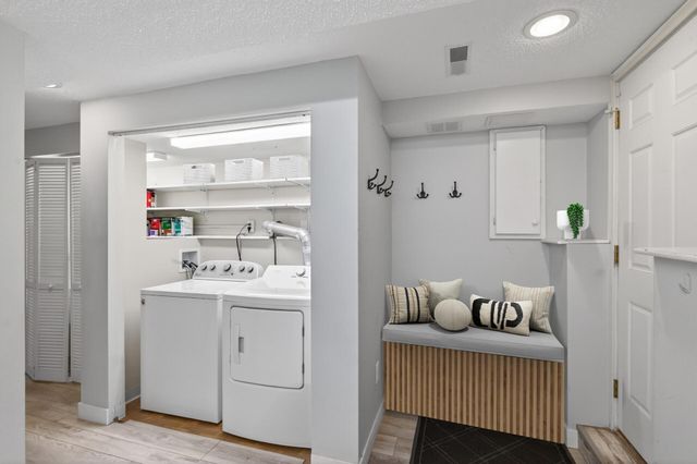 11860 Sunnybrook Road, Eden Prairie, MN 55347