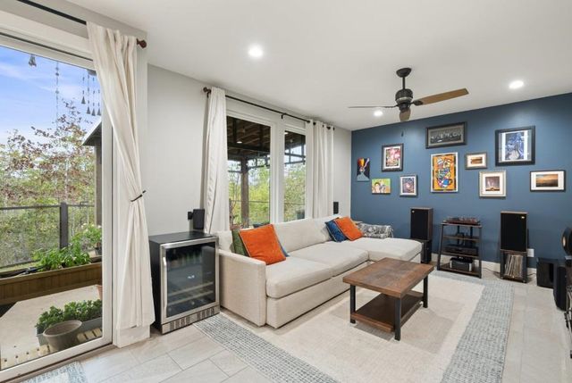 177 Kipahulu DR, Bastrop, TX 78602