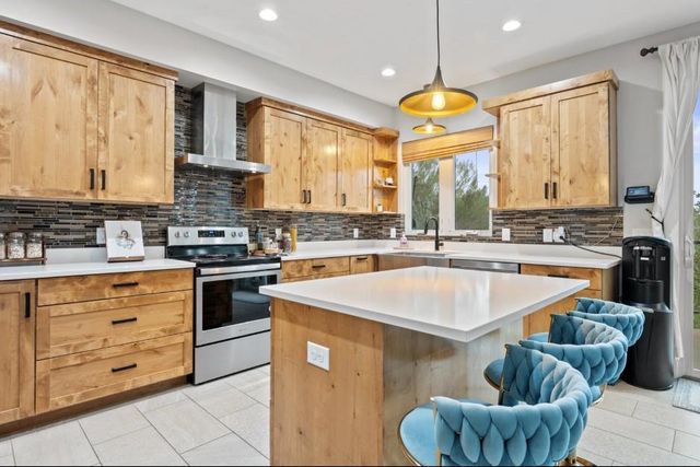 177 Kipahulu DR, Bastrop, TX 78602