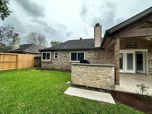 3727 Bartons Lane, Sugar Land, TX 77479