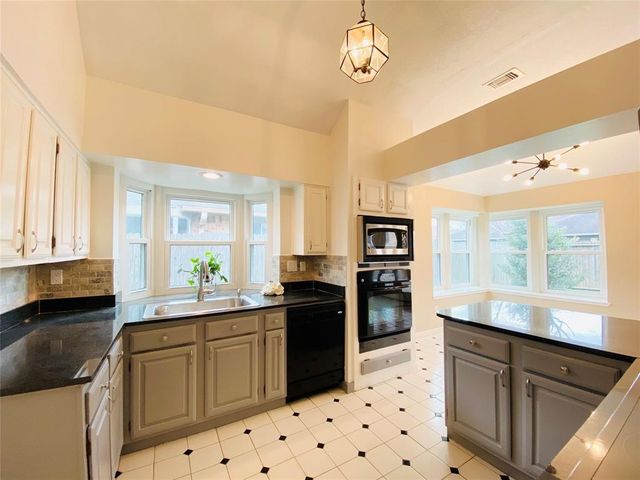 3727 Bartons Lane, Sugar Land, TX 77479