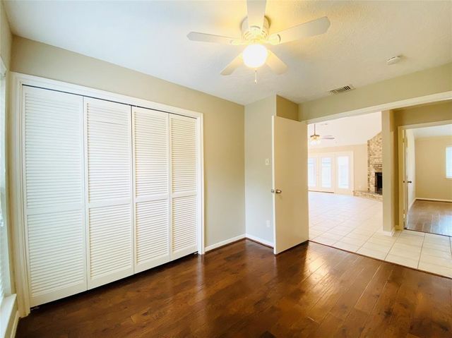 3727 Bartons Lane, Sugar Land, TX 77479