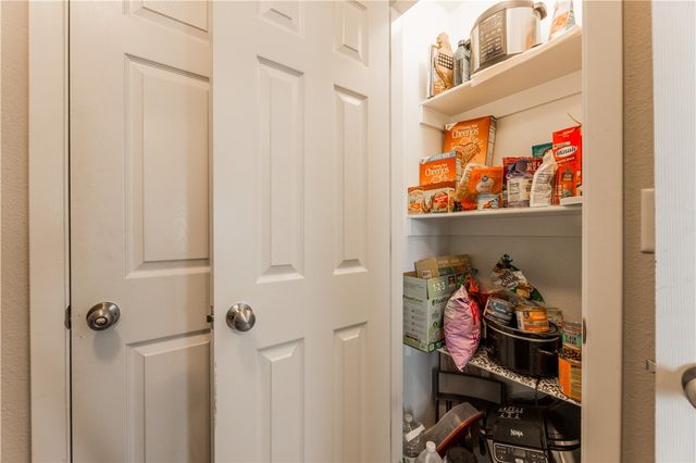 995 Jennifer Ann Lane, Elkins, AR 72727
