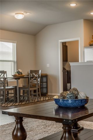 995 Jennifer Ann Lane, Elkins, AR 72727