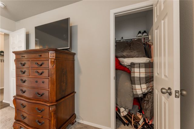 995 Jennifer Ann Lane, Elkins, AR 72727