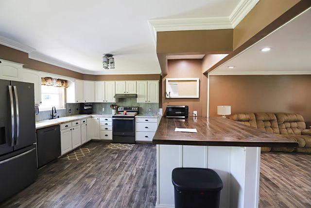 6285 Chicago Road, Flushing, MI 48433