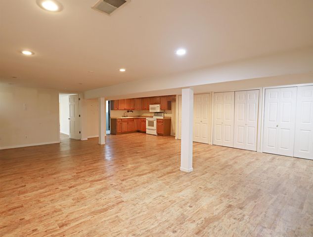 6285 Chicago Road, Flushing, MI 48433