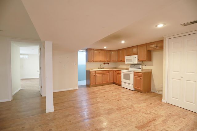 6285 Chicago Road, Flushing, MI 48433