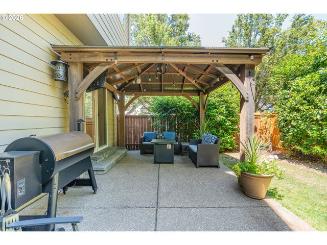 22230 Sw SEQUOIA Ter, Sherwood, OR 97140