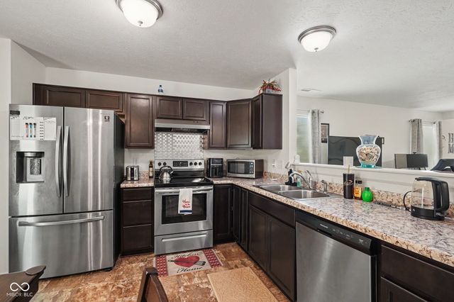 6459 Pinebark Place, Indianapolis, IN 46217
