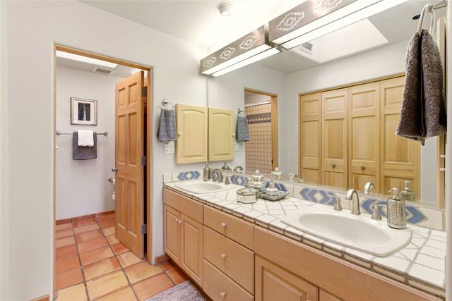 3101 Old Pecos Trail 240, Santa Fe, NM 87505