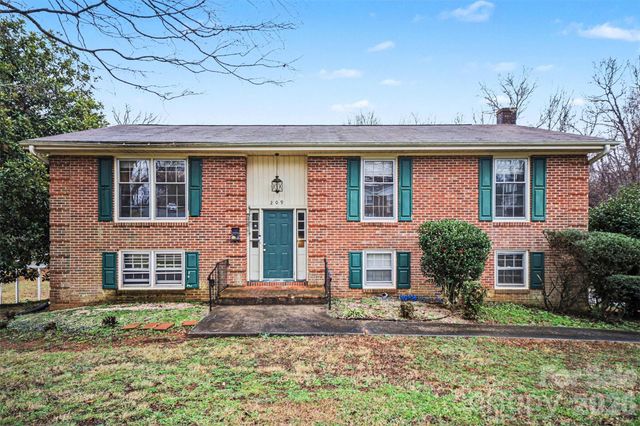 209 Windover Drive, Forest City, NC 28043