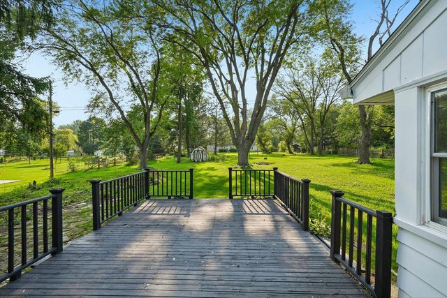 2565 El Rancho DRIVE, Brookfield, WI 53005