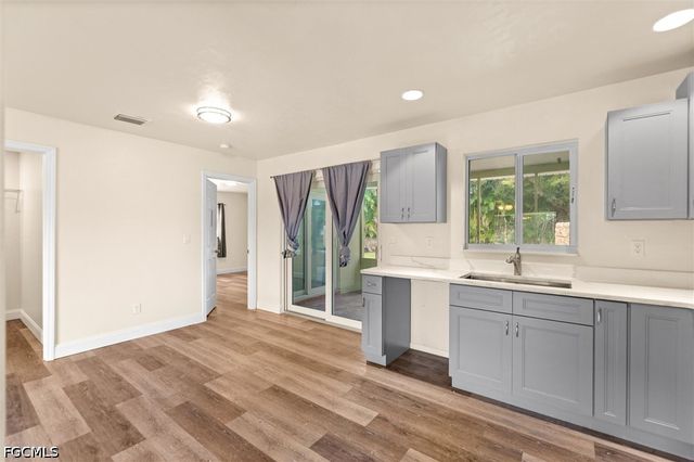 1274 Pondella CIR, North Fort Myers, FL 33903