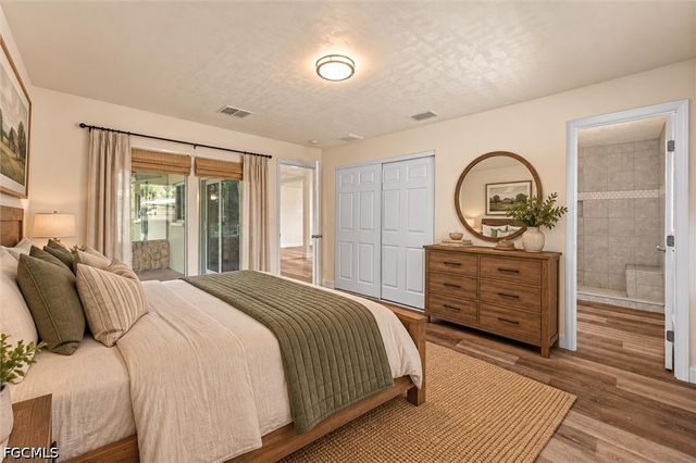 1274 Pondella CIR, North Fort Myers, FL 33903