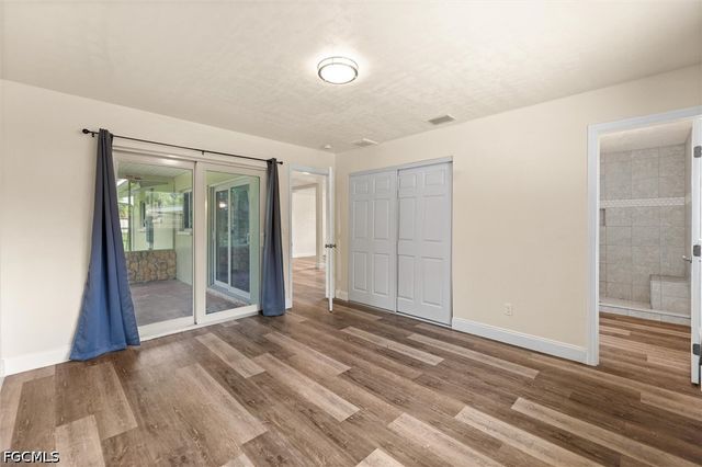 1274 Pondella CIR, North Fort Myers, FL 33903
