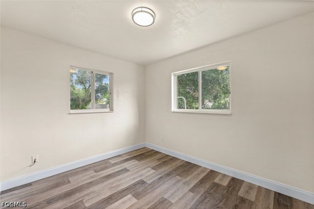 1274 Pondella CIR, North Fort Myers, FL 33903