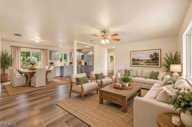 1274 Pondella CIR, North Fort Myers, FL 33903