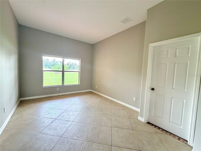 10146 BLOOMFIELD HILLS DRIVE, Seffner, FL 33584