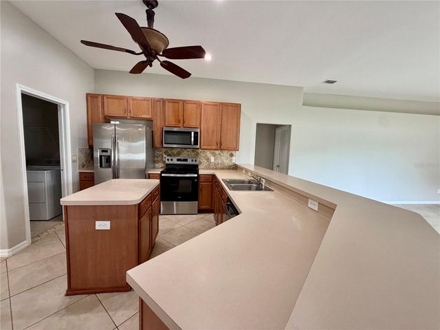 10146 BLOOMFIELD HILLS DRIVE, Seffner, FL 33584