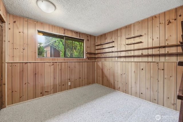 34116 50th Avenue E, Eatonville, WA 98328