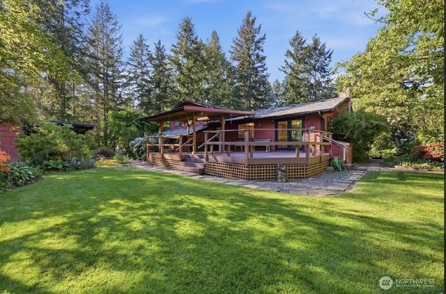 34116 50th Avenue E, Eatonville, WA 98328