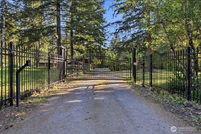 34116 50th Avenue E, Eatonville, WA 98328