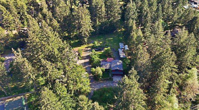 34116 50th Avenue E, Eatonville, WA 98328