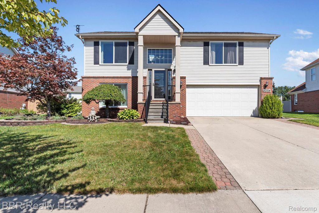 20704 Busenbark Lane, Brownstown Charter Township, MI 48183