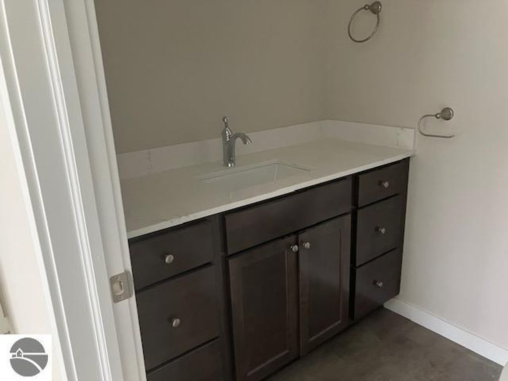 Image 10 of property listing at 16 Mockingbird Drive, Traverse City, MI 49685