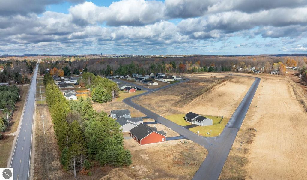 Image 20 of property listing at 16 Mockingbird Drive, Traverse City, MI 49685