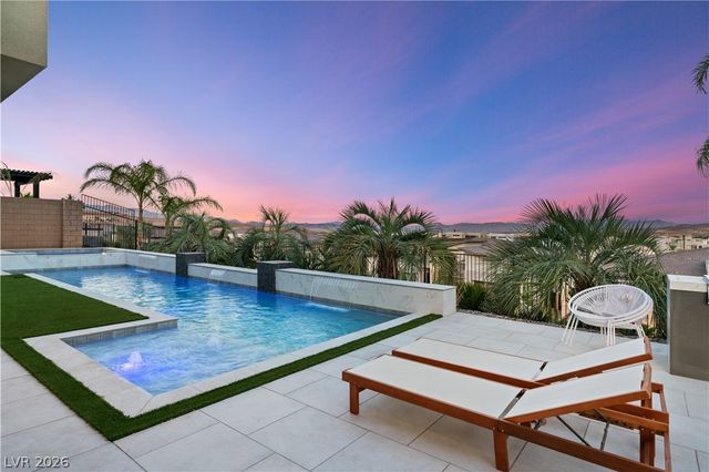 144 Tre Pietre Street, Henderson, NV 89011