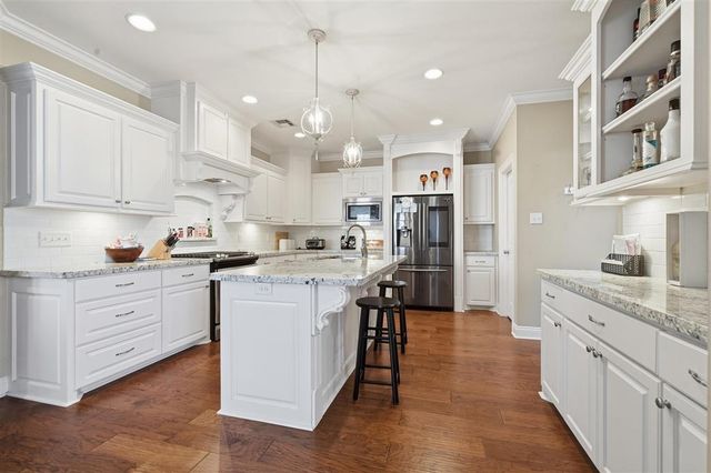 2501 South View Drive, Lake Charles, LA 70605