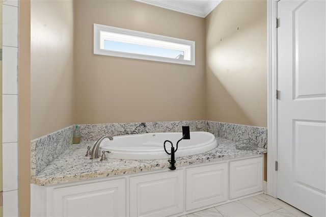 2501 South View Drive, Lake Charles, LA 70605