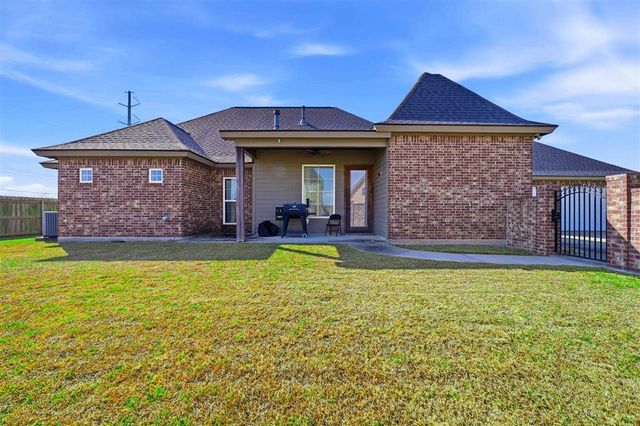 2501 South View Drive, Lake Charles, LA 70605