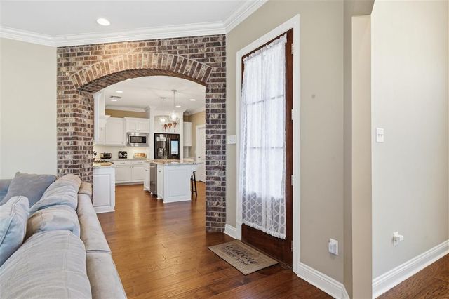 2501 South View Drive, Lake Charles, LA 70605