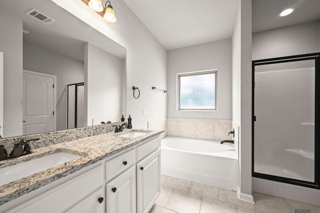 7728 Amite Springs Dr, Denham Springs, LA 70726