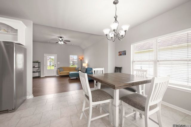 7728 Amite Springs Dr, Denham Springs, LA 70726