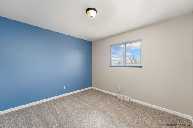 701 MELTON ST, Cheyenne, WY 82009