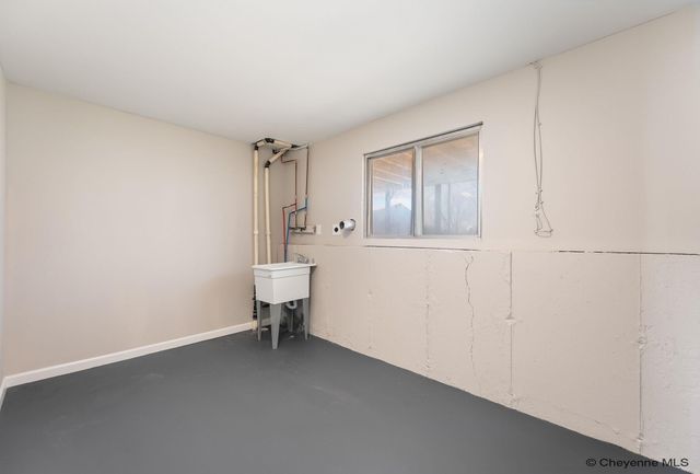 701 MELTON ST, Cheyenne, WY 82009