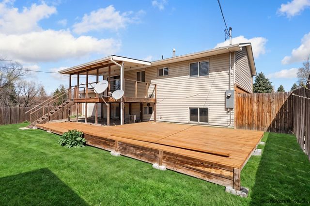 701 MELTON ST, Cheyenne, WY 82009