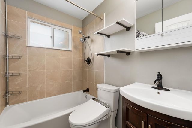 701 MELTON ST, Cheyenne, WY 82009