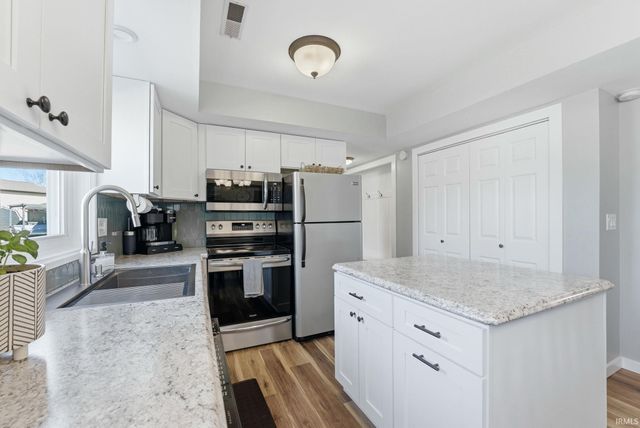 1409 Davidson Court, Auburn, IN 46706